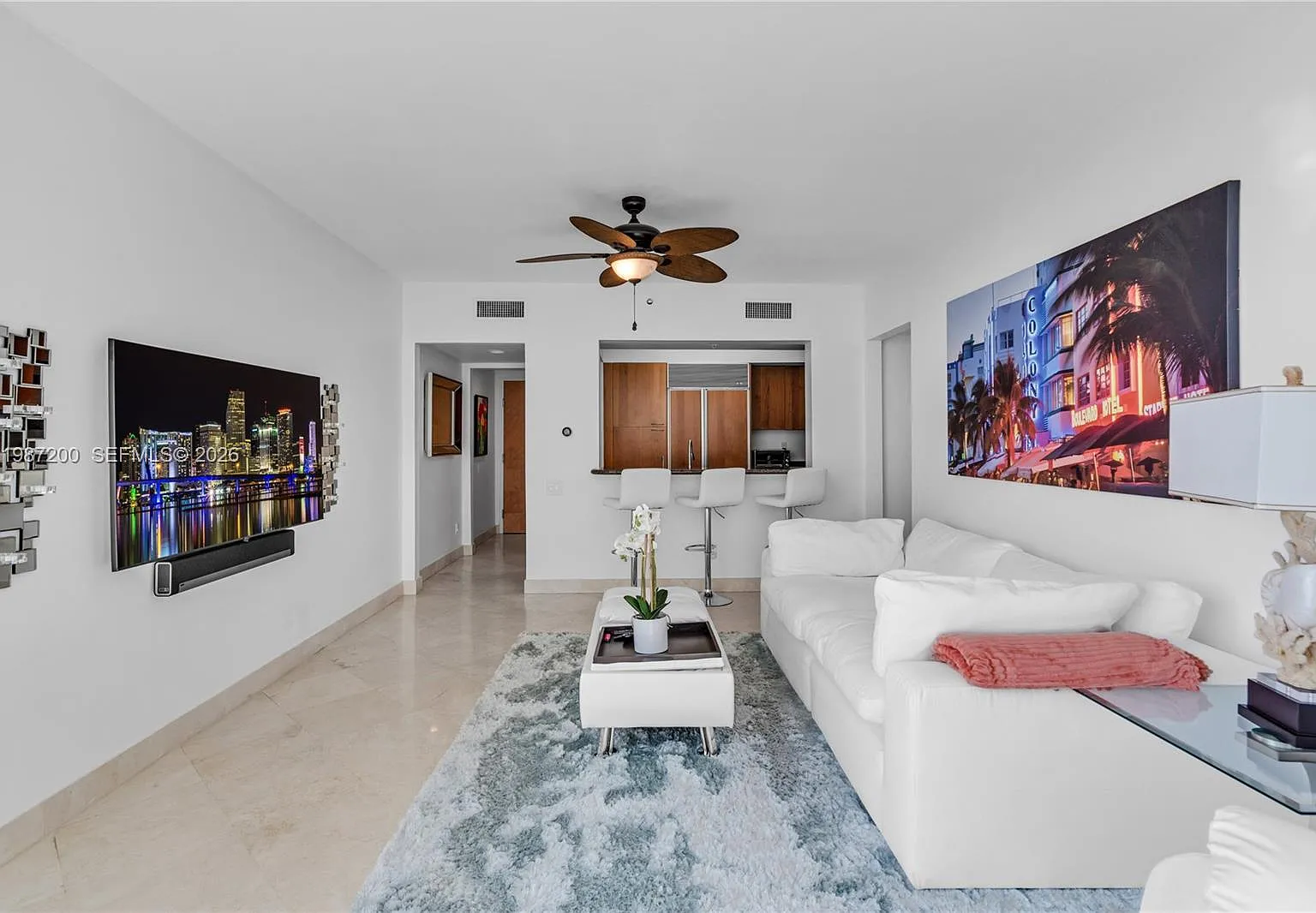 1500 Ocean Drive Condo — Photo 3
