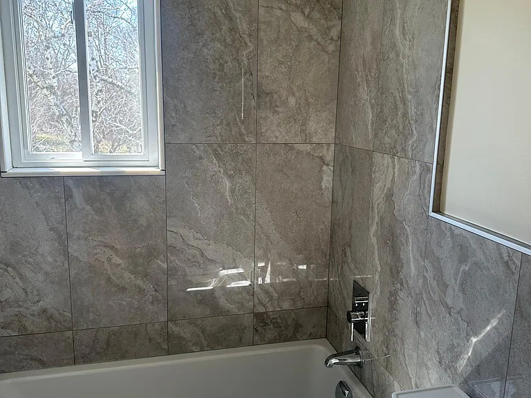 100 W Hickory Grove Rd #F8 — Photo 22