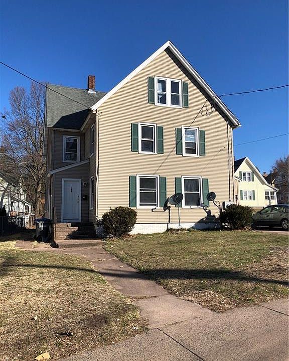 2nd image of 197 Center St
