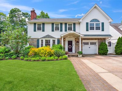 10 Atlas Avenue, Malverne, NY, 11565