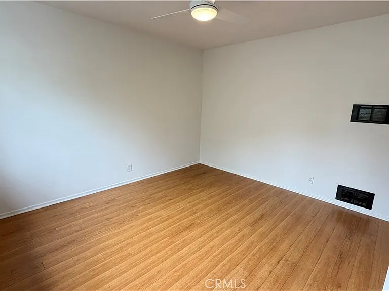 919 N Orange Grove Ave #6 — Photo 16