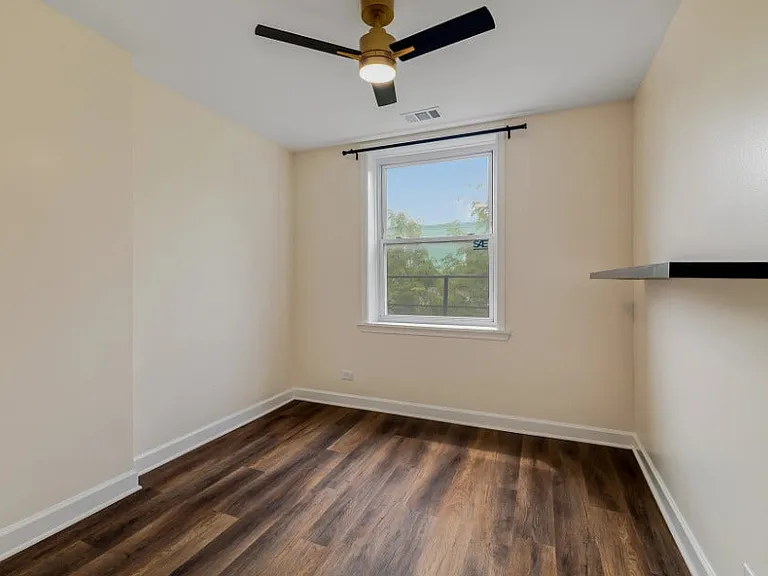 238 W 31st St #4W — Photo 10