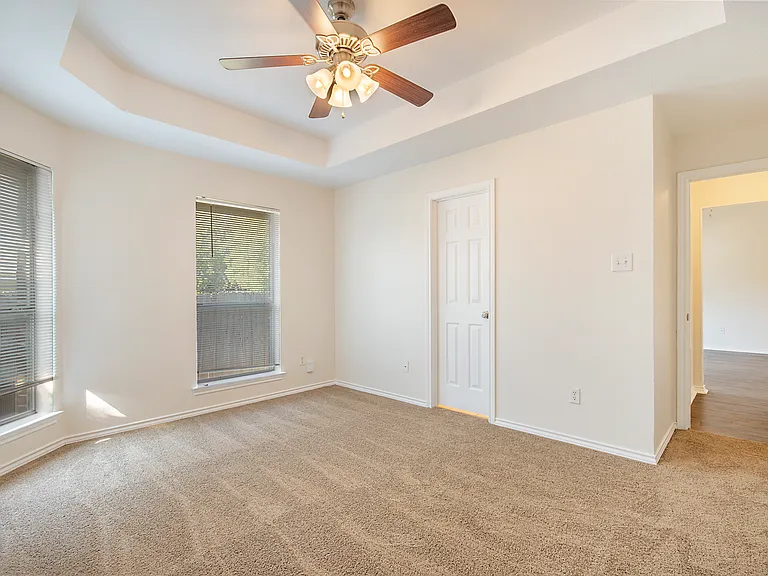 11909 Rhulen Ct — Photo 19