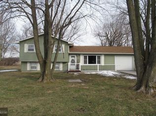 450 Alvord St, Hamilton, IL 62341