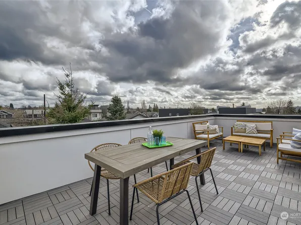 802 23rd Avenue S #D, Seattle, WA 98144