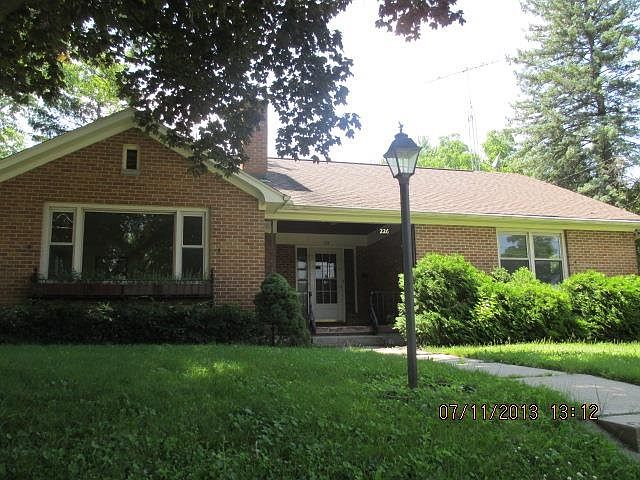 1st image of 226 N Concord Ave