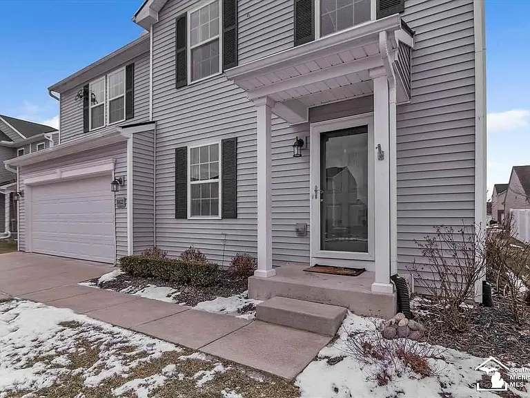 8422 Walnut Hl — Photo 6