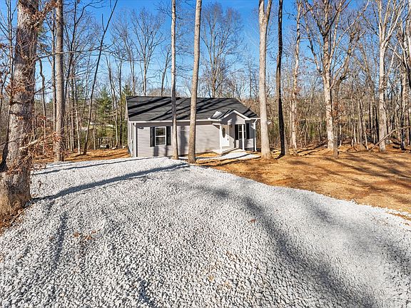 3rd image of 18 Central St Lot 18