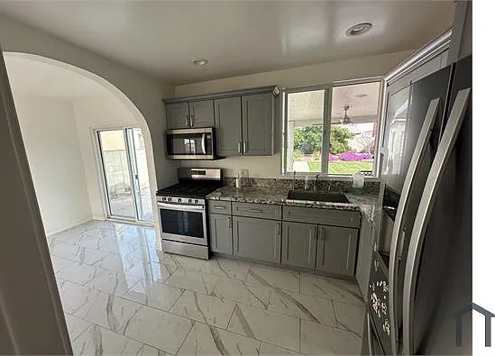 7316 Kraft Ave — Photo 6