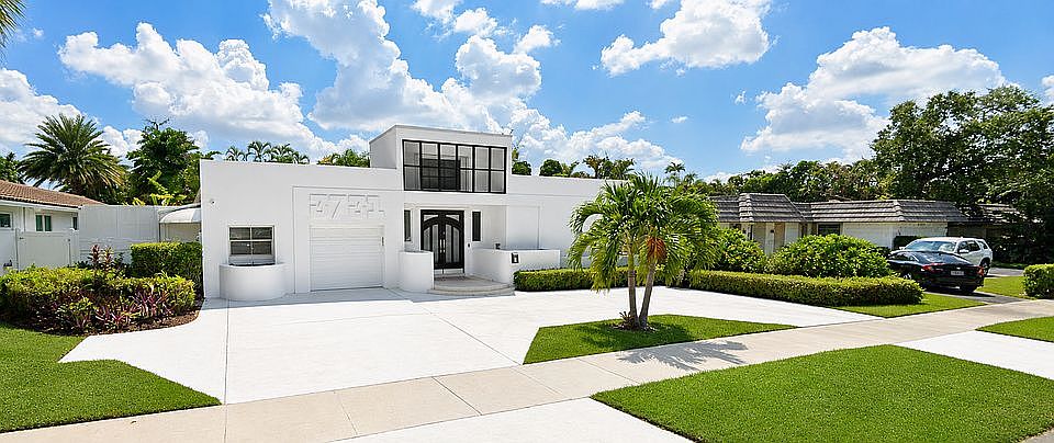 1st image of 3731 N 55th Ave