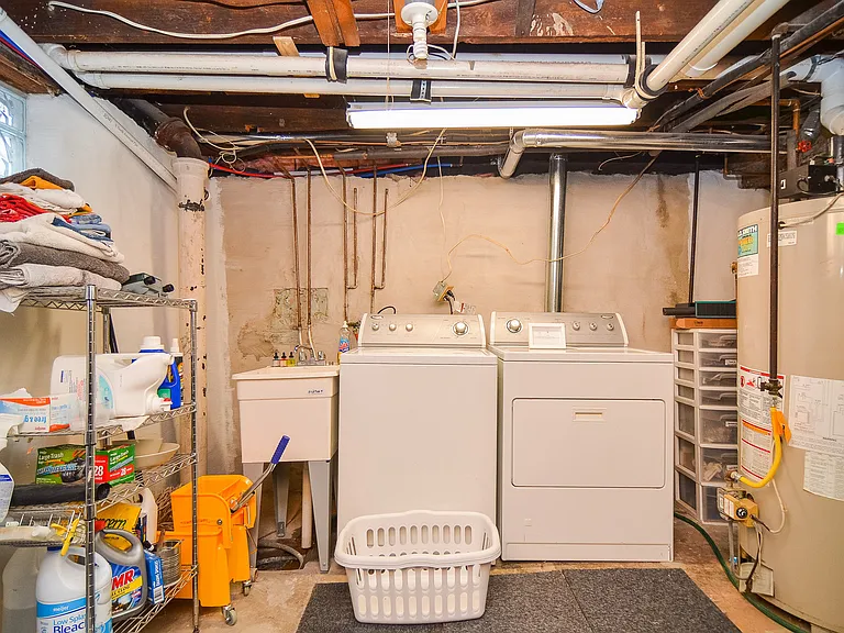 140 Fuller Ave SE — Photo 11