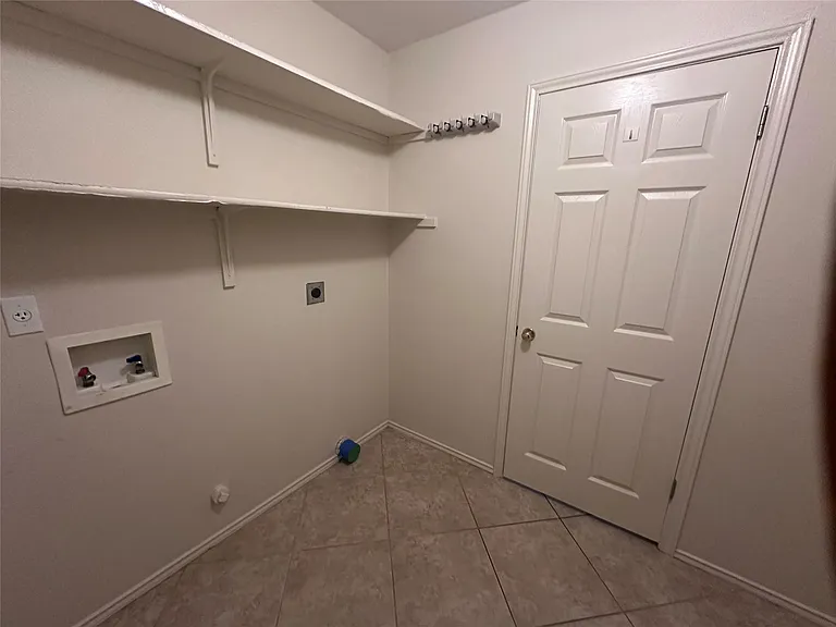 605 Blair Ave — Photo 16