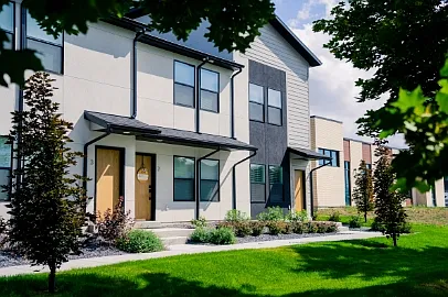 254 N Spring Creek Pkwy #1 Photo 1