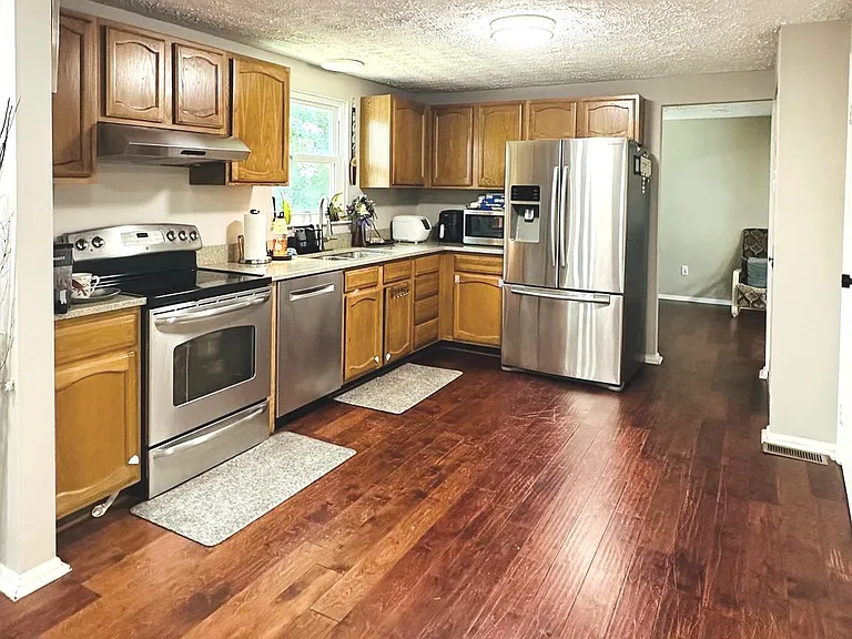 8201 Terra Grande Ave — Photo 8