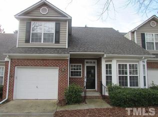 8725 Courage Ct, Raleigh, NC 27615