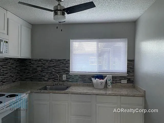 337 J St #102 — Photo 27