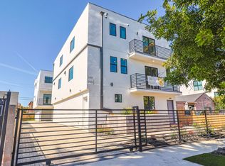 1241 Carmona Ave, Los Angeles, CA 90019