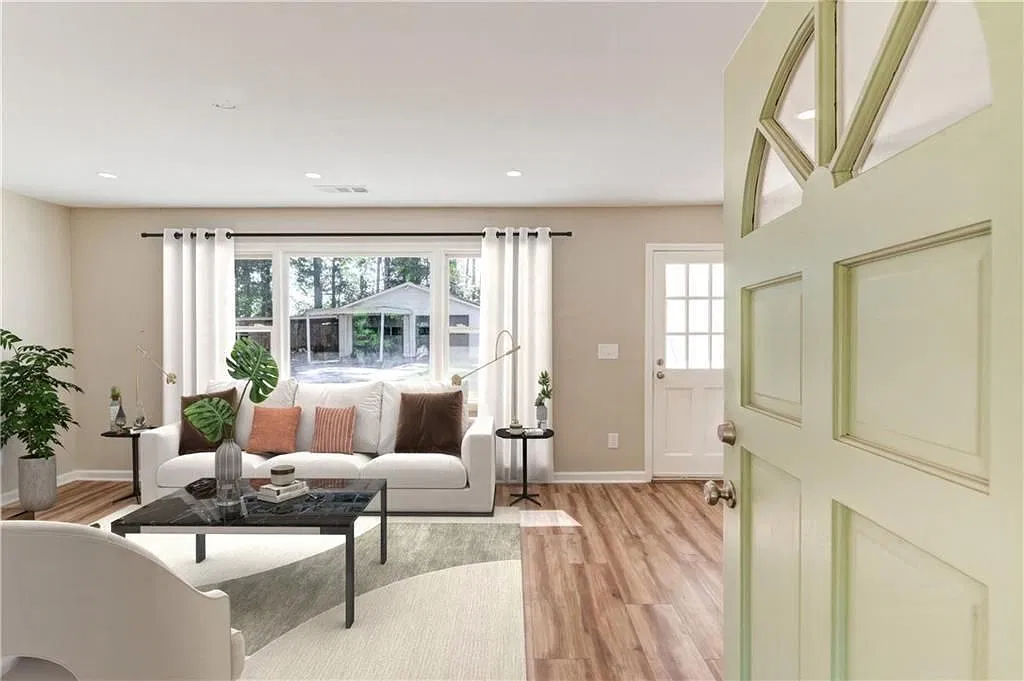 3 bed, 2.0 bath, 1035 sqft, $2,200 — Photo 4