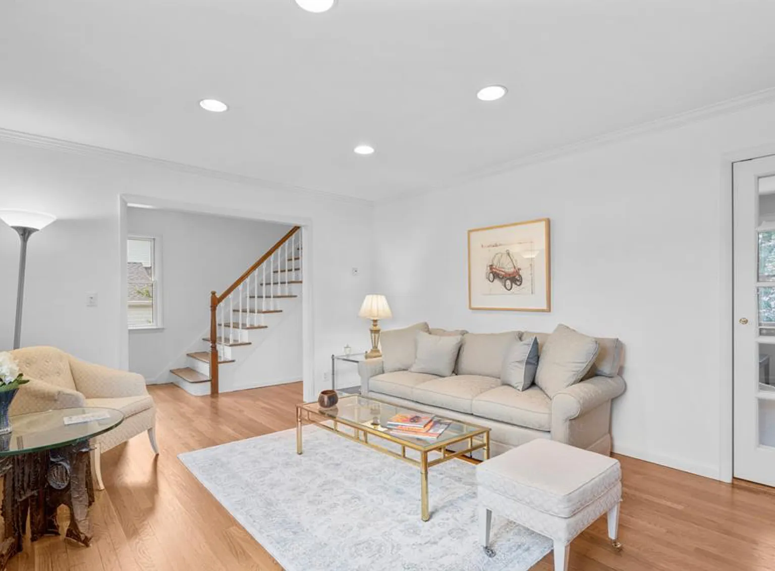 3 bed, 1.5 bath, 1656 sqft, $7,950 — Photo 4