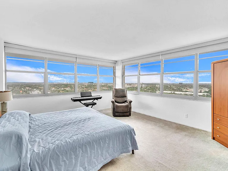4280 Galt Ocean Dr #14F — Photo 13