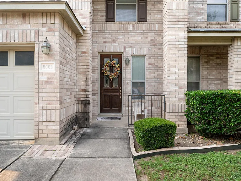 8003 Jalane Park — Photo 10