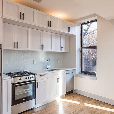 Rented by Nooklyn NYC LLC | media 11