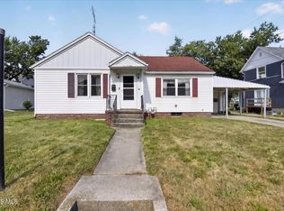 209 N Shoop Ave, Wauseon, OH 43567