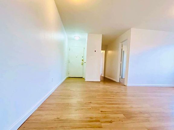 2nd image of 1420 Newkirk Ave APT 2L