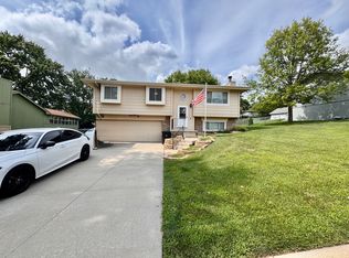 19018 Morrissey Cir, Elkhorn, NE 68022