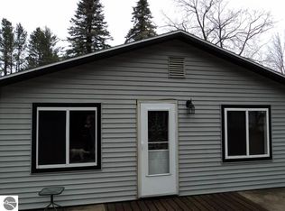 91 Spencer Rd SE, Kalkaska, MI 49646