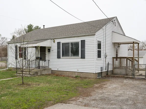 1500 E 29th St, Des Moines, IA 50317