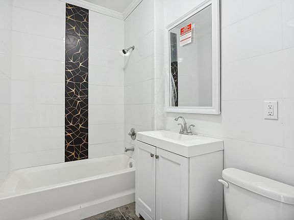 2nd image of 189 N Miller St #2