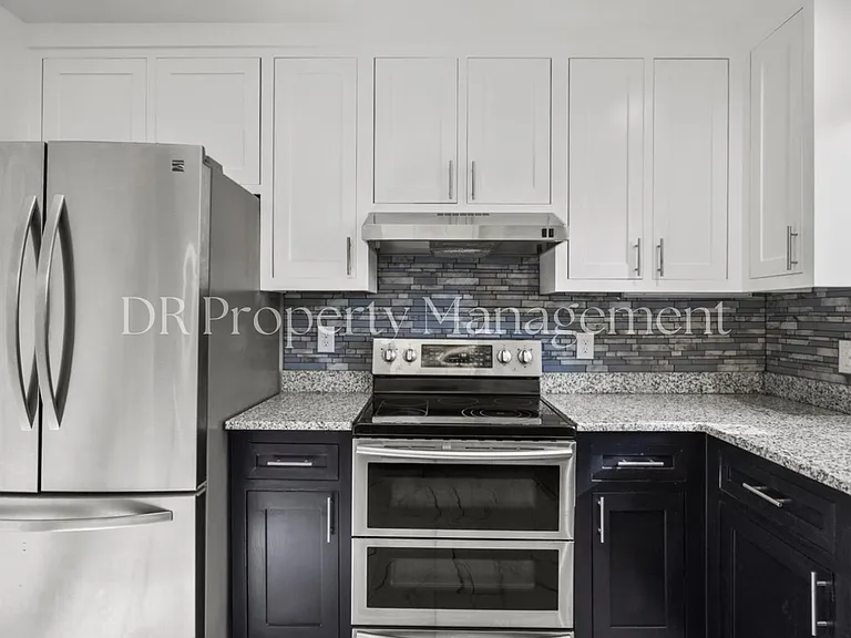 821 Castaways Trl — Photo 9