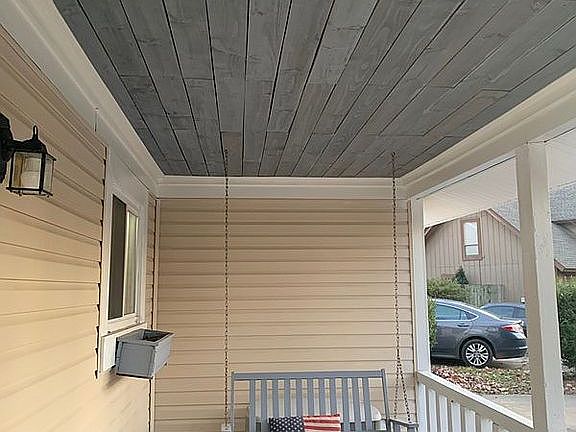 2nd image of 4004 Foxwood Dr