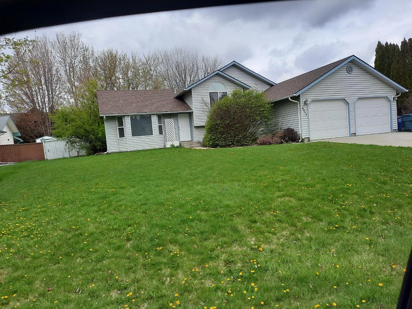 4 bed, 1838 sqft, $2,450 — Photo 1