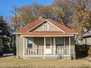 1114 Park St, Salina, KS 67401