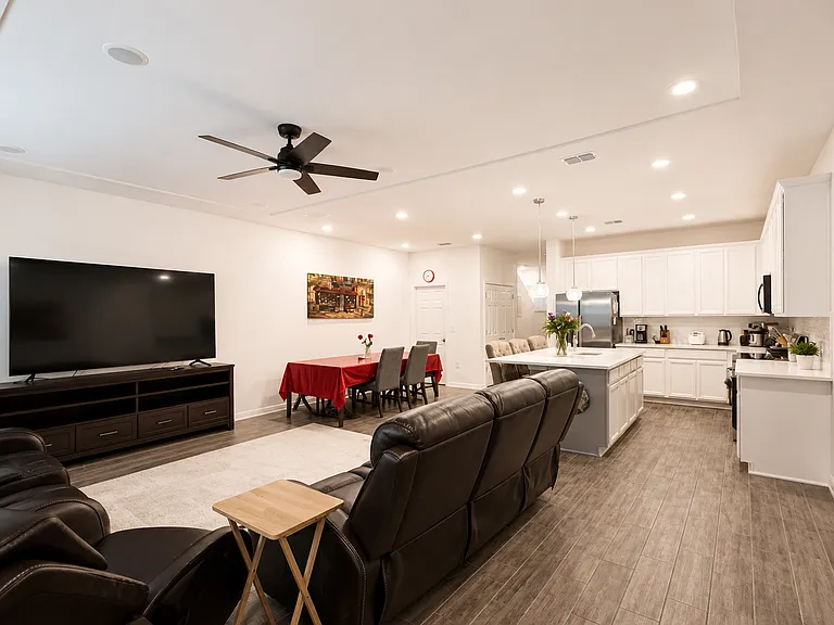 6976 Twilight Bay Dr — Photo 4