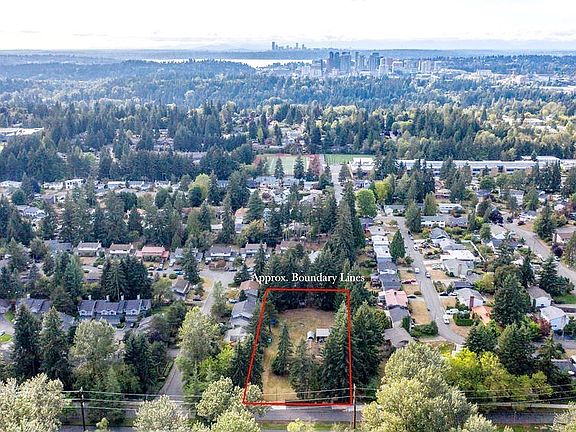 4th image of 355 148th Ave NE
