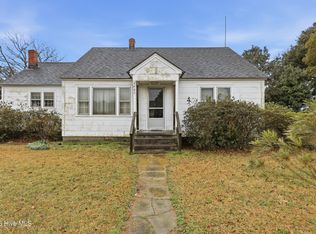 2407 Peartree Road, Elizabeth City, NC 27909