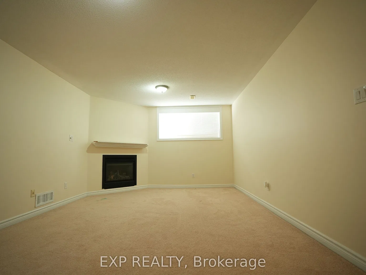 3 bed, $2,750 — Photo 2