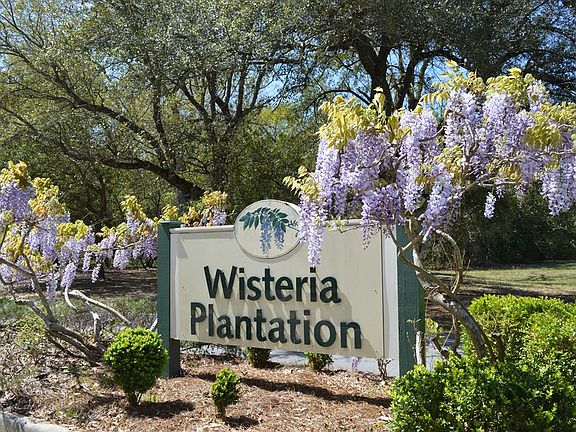 2nd image of 140 Wisteria Dr