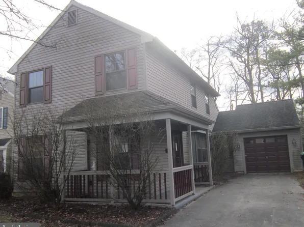 31 Brookview Dr, Atco, NJ 08004