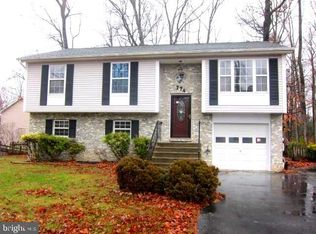 774 Lazy River Rd, Lusby, MD 20657