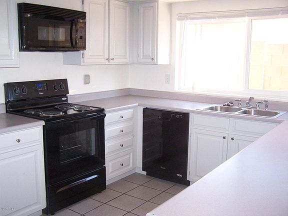 5th image of 10025 N 51st Dr
