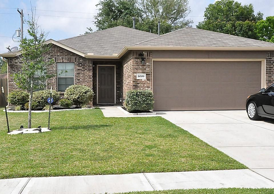 1st image of 8006 Big Oak Dr