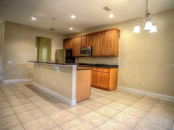 5th image of 3015 Metro Sevilla Dr Unit 105