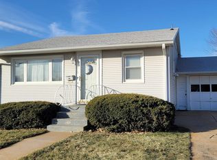 1910 9th Ave, Kearney, NE 68845