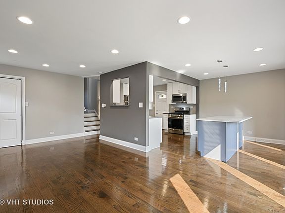 5th image of 8136 S Claremont Ave