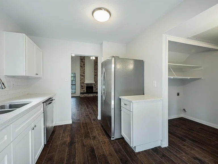 3054 Harbinger Ln — Photo 7