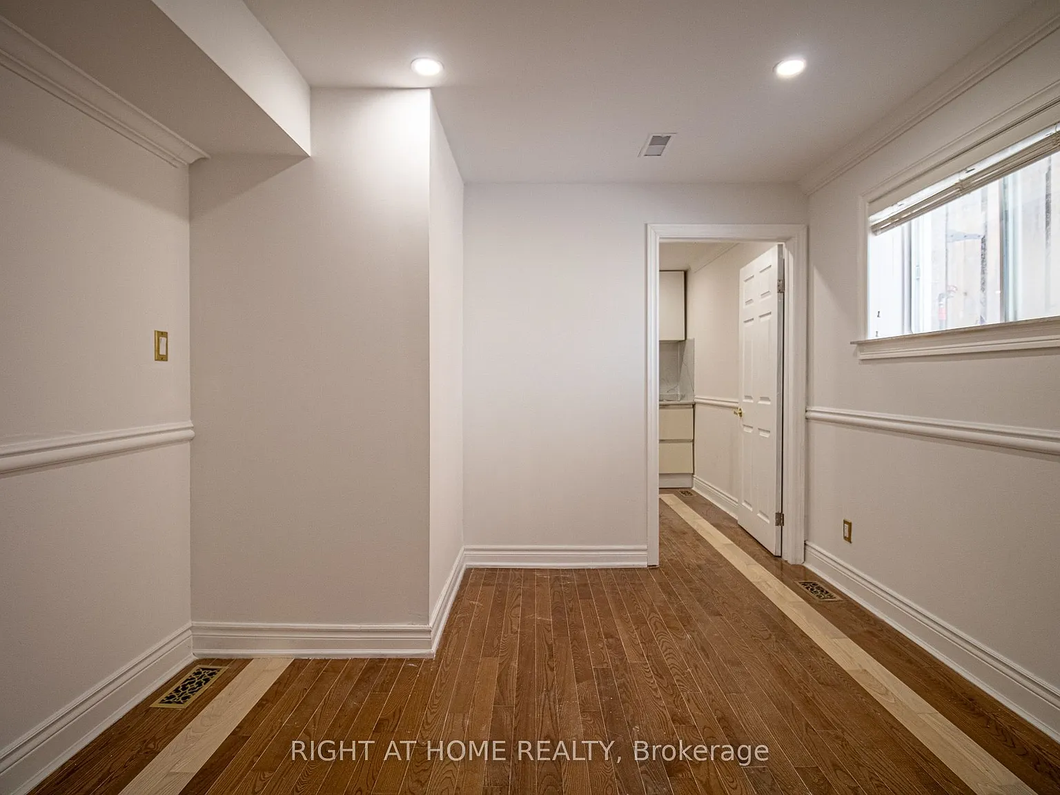 1 bed, $1,290 — Photo 4